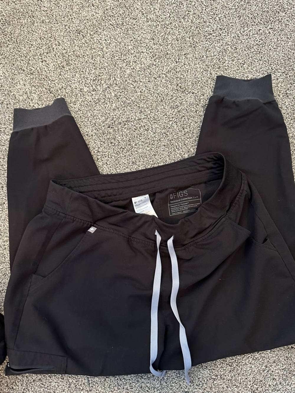 FIGS Black Drawstring Scrub Joggers